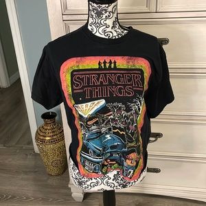 Stranger Things Top Size Medium Black Short Sleeve Graphic Tee Shirt Cotton